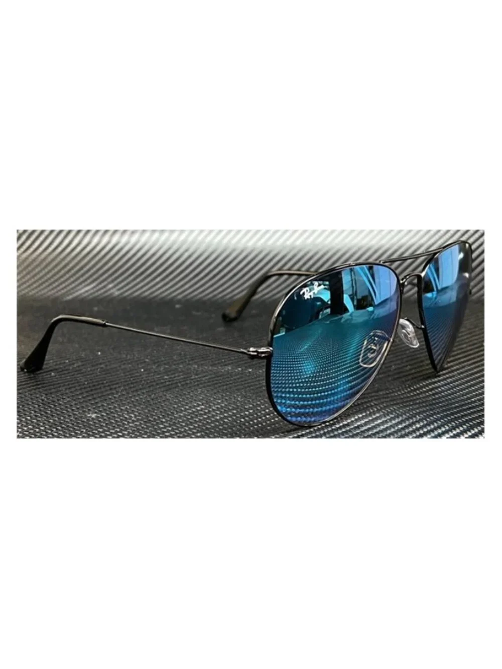New Ray Ban Men  Black Sunglasses  62- 14- 140